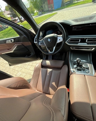 BMW X7 cena 305000 przebieg: 10882, rok produkcji 2021 z Rzeszów małe 466